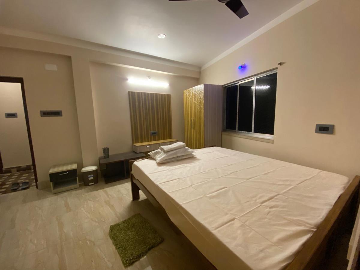 Hotel & Lodge Pankajini โบลปูร์ ภายนอก รูปภาพ